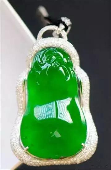 5000万的罕见龙石种翡翠真正的惊艳奢华