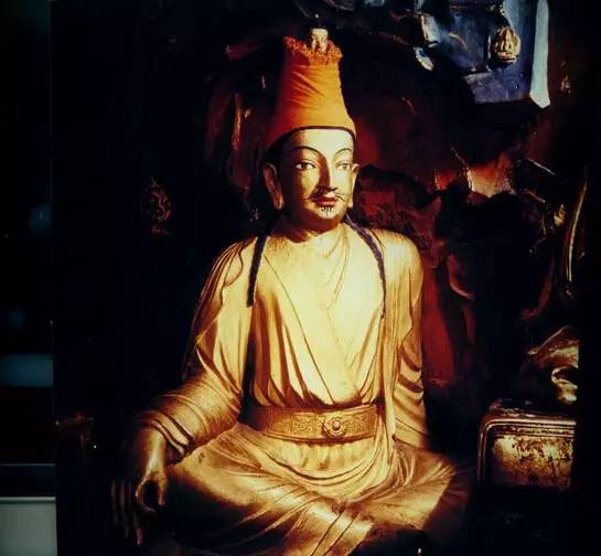 引起吐蕃首领松赞干布的妒忌,638年8月,吐蕃赞普松赞干布以吐谷浑王