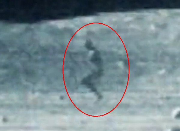阿波罗11号登月视频惊现外星人