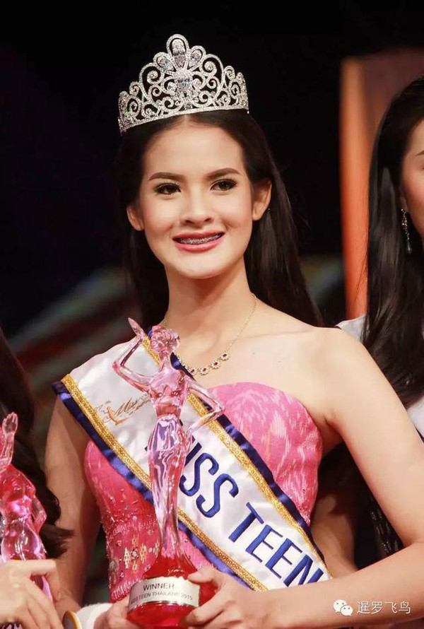 泰国妙龄女大赛15岁钢牙妹夺冠