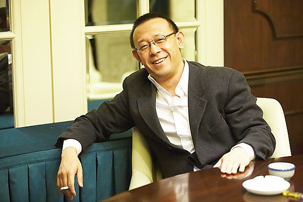 姜文所属不亦乐乎公司方面严正澄清:姜文导演及其团队目前正在美国