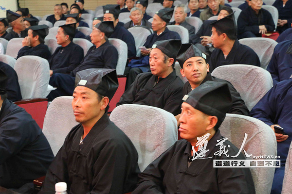 10月30日,遵義市道教協會教職人員第二次培訓在遵義市圖書館道德講堂