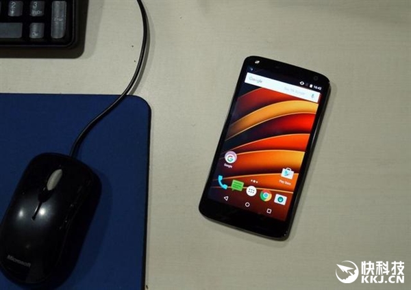 ȻʰΪMoto X ForceھùDROID Turbo 2ûֻȥVerizonLogoDroidơ