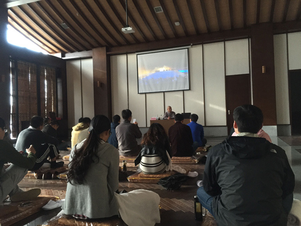 三祖寺住持释宽容在慧可居讲禅的智慧与企业管理