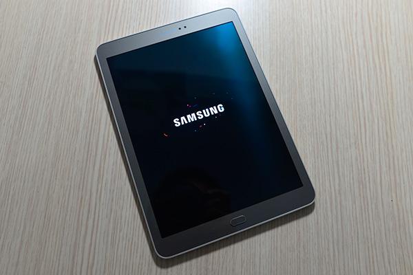 9.7寸大屏輕薄 三星平板galaxy tab s2體驗