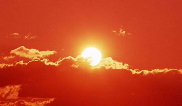 传统命理把丙火比喻为太阳,但太阳只是丙火的其中一个象.