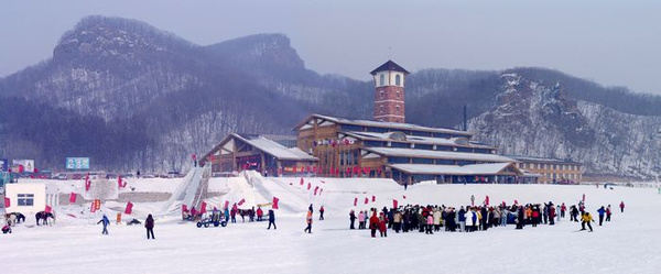哈尔滨最近滑雪场吉华滑雪场