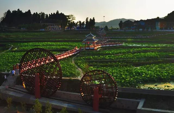 余庆飞龙湖首届风光摄影展活动开始投票啦!