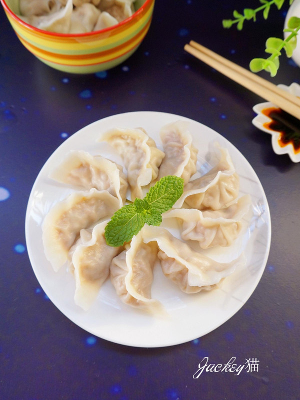 【感恩節】好吃不過餃子---金針鮮肉餃金針鮮肉餃金針菜又叫黃花菜,是