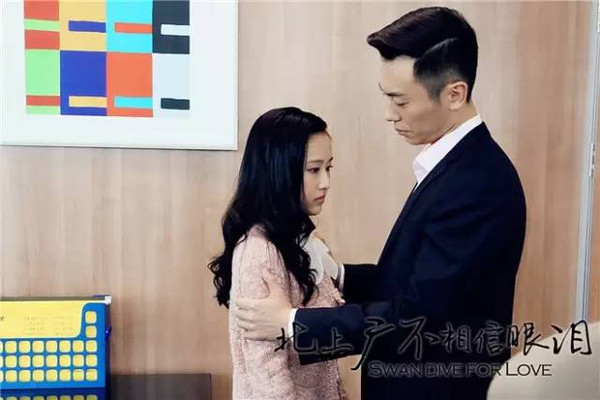 90后刘美含"热恋"朱亚文感情戏受好评