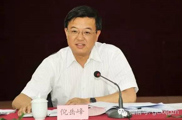 今年4月,胡和平转任陕西省委副书记。2013年11月出任浙江省委常委、组织部长之前,所有的职业生涯都在清华校园内。