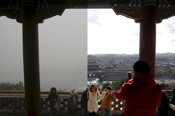 英媒发布北京雾霾和晴天的对比图