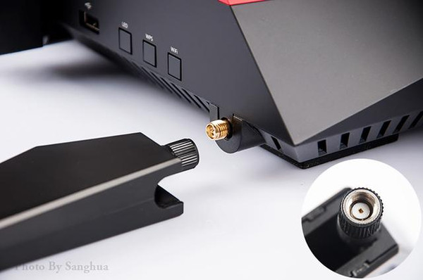 8天线"怪兽" 级路由 华硕 rt-ac5300拆机