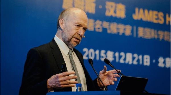 詹姆斯·汉森教授在北京大学英杰交流中心阳光大厅公开演讲 刘学红/摄