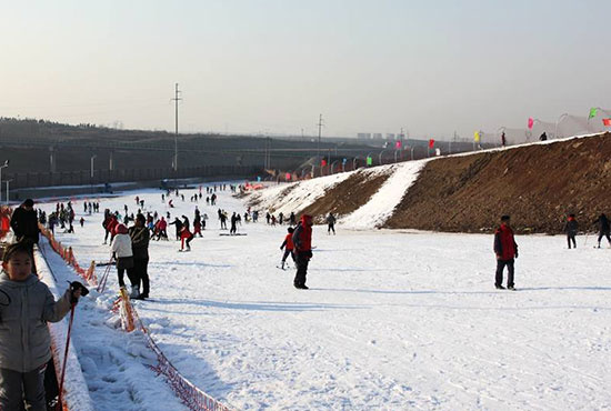 洹水湾滑雪场图片