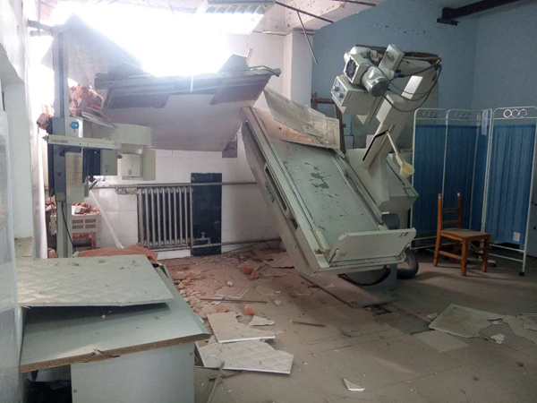 1月7日上午9点20分,位于郑州市区的郑大四附院放射科、太平间遭强拆。医院供图