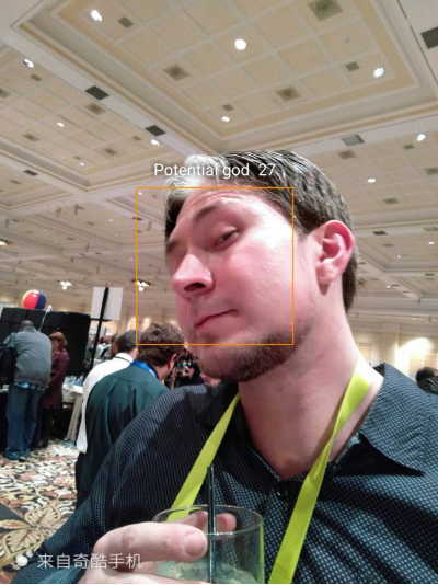 360奇酷手机成吸睛神器 引爆ces 2016