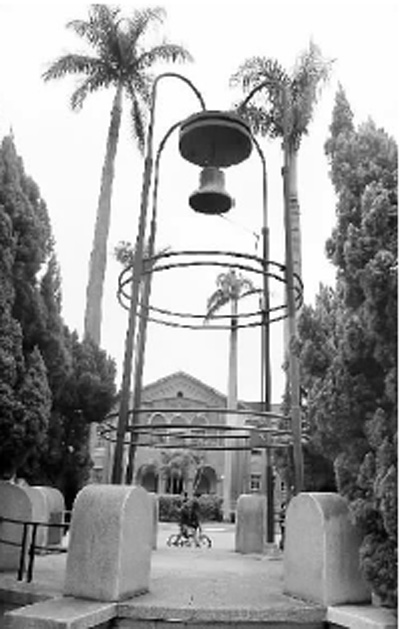 ̨ѧȾ̨УаסͼΪ̨˹УĸӺҬСʮľˡ֮⡣