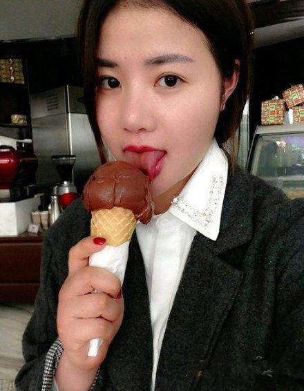 搞笑内涵：妹子需不需要帮忙？-女生说需要帮忙吗