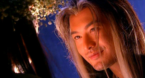 内地电视  而黄晓明在06版的《神雕侠侣》中扮演杨过,较为贴切地表现