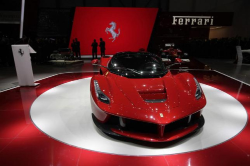 콢LaFerrari 2015ۼ2ԪܶɫԼ·ɻļ۸͸һ㣬нߴ2ܿаʿA380