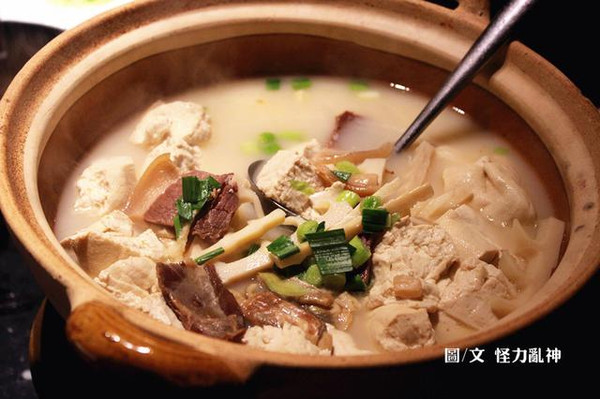 蛏子豆腐汤图片