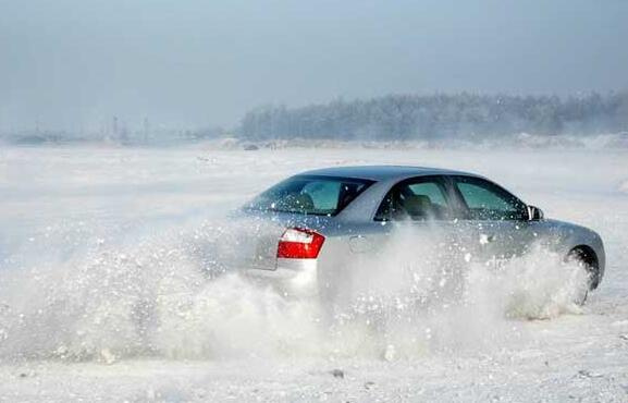 下雪開車必備雪天行車技巧一般人我不告訴他