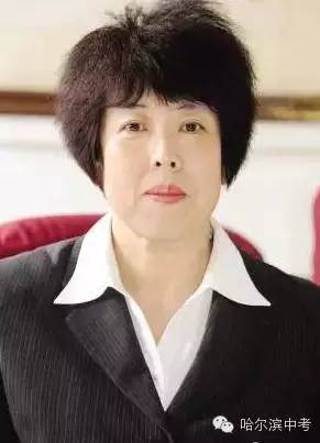 名师简介李晶:萧红中学英语高级教师,被授予"东北三省名师"称号;曾