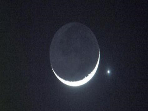 4日天空将现土星合月天象 指环王伴残月