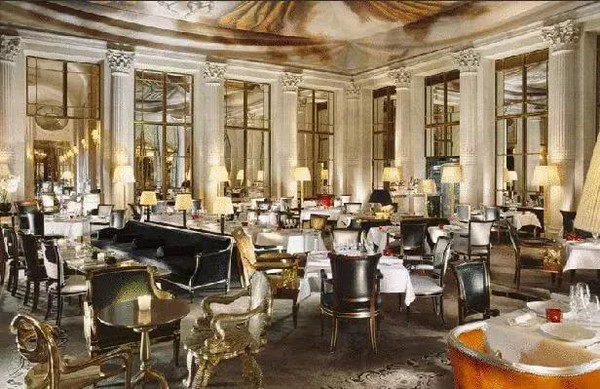 法国巴黎王朝大酒店图片