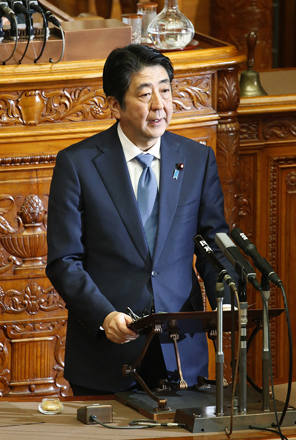 当地时间2016年1月8日，日本东京，日本首相安倍晋三发表讲话。日本参议院在全体会议上一致通过了严正抗议朝鲜6日核试验的决议。