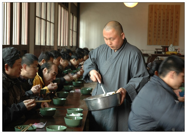 云居山真如禅寺吃斋饭图片