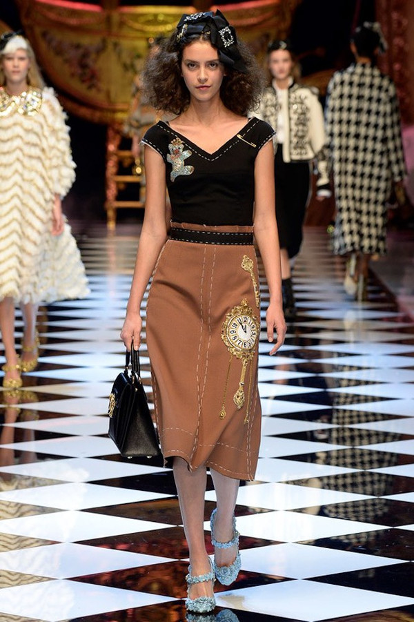 dolce & gabbana让你做回公主梦