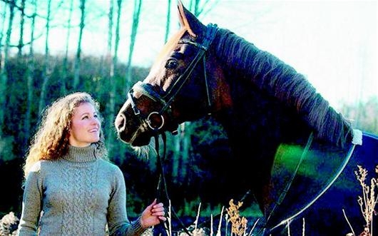 美国《福布斯》昨日公布全球富豪榜,榜单中出现一位19岁少女亚历山德拉·安德烈森的名字,她成为全球最年轻的亿万富豪。