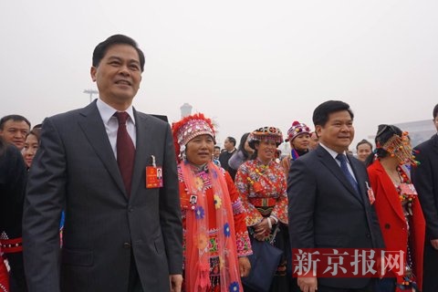 云南省委书记李纪恒（右）和省长陈豪（左）。