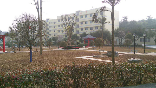 重庆赏识赢戒网瘾学校投资200万改善校园环境