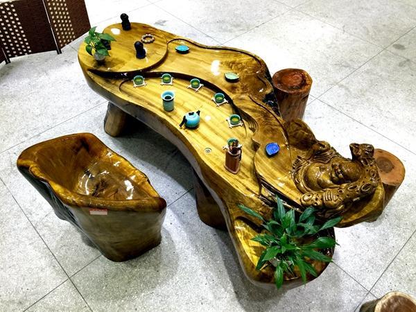 超大型根雕金絲楠茶臺製作過程看完我震驚了