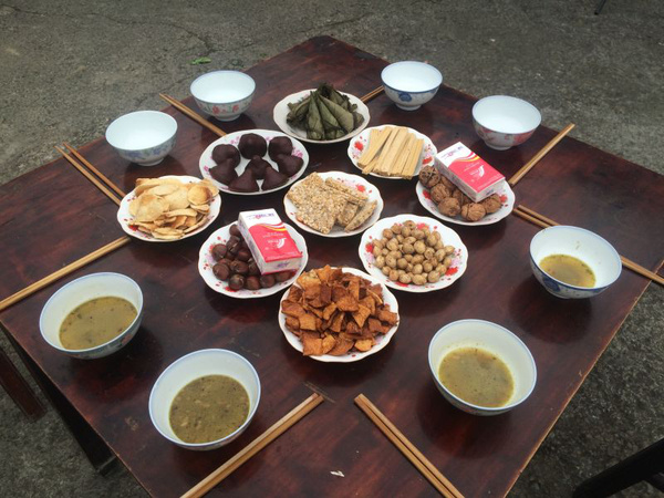 仡佬族饮食图片