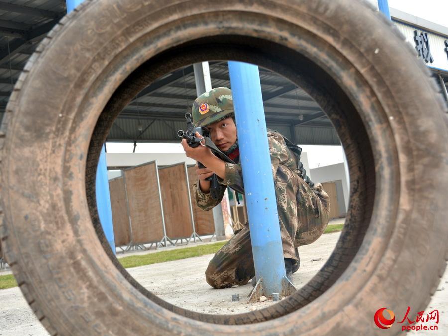 武警内江支队图片