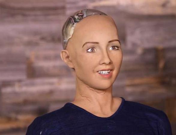 外国最新型美女机器人展现超惊人能力,让人看了害怕