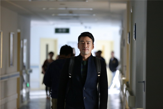 电视剧《守婚如玉》正在热播,王耀庆饰演的"暖男医生,作为戏中蒋雯丽