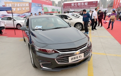 車展首日觀展人流過萬(圖),揚州車展2016,林肯綠地車展,長春車展車模