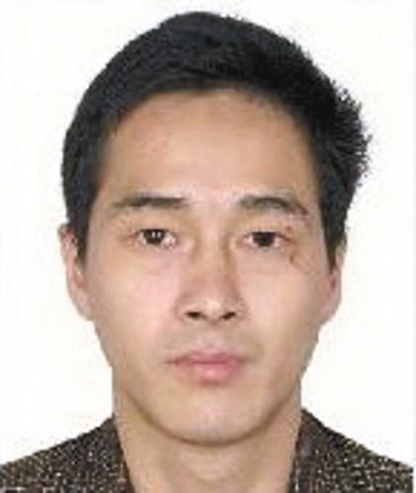 2003年出生身份证照片图片