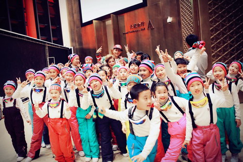 苏醒与美国童星联袂献唱北京国际电影节