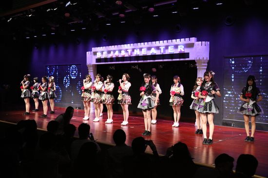 BEJ48成员演唱《梦想高飞》