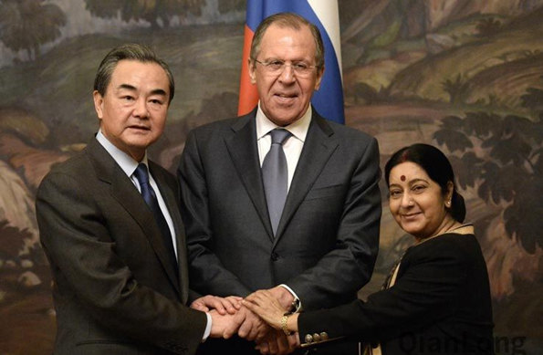 4月18日中俄印外长会晤，中国获得了俄罗斯和印度在南海问题上的支持