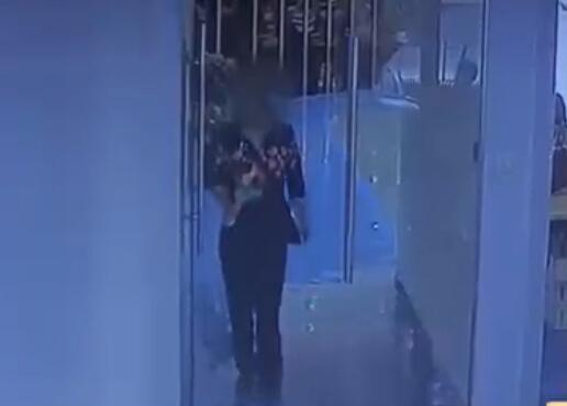 56հϺһŮѺõ壬ͼŮѵδ֮ͻȻεͱŮѣŮѲ