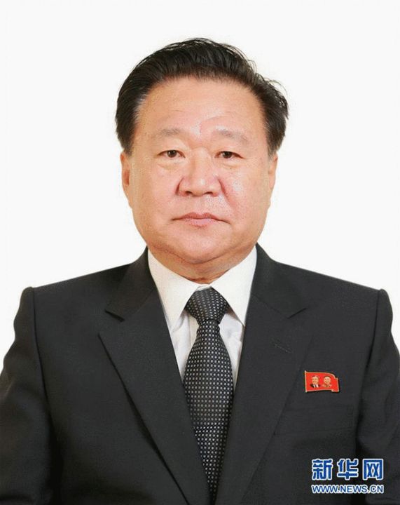 朝鲜公布朝鲜劳动党政治局常委肖像图
