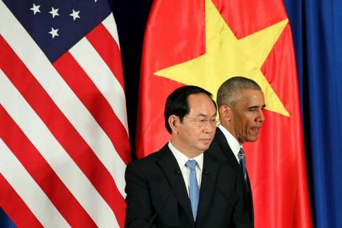 奥巴马与越南国家主席陈大光