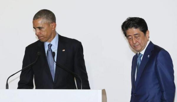 5月25日，日本首相安倍晋三与美国总统奥巴马在三重县举行了会谈。安倍就冲绳弃尸案表示坚决抗议，奥巴马强调了巩固日美同盟的必要性。图为两人出席联合记者会
